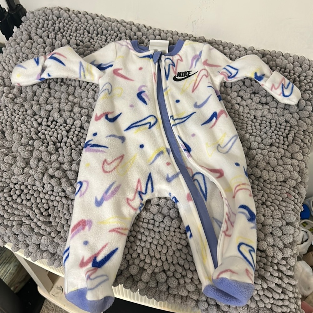 Nike baby jammies
